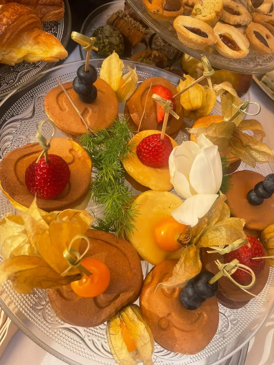 Coppette dessert con frutta e crema - finger food dolci kosher Flour Ricevimenti Roma